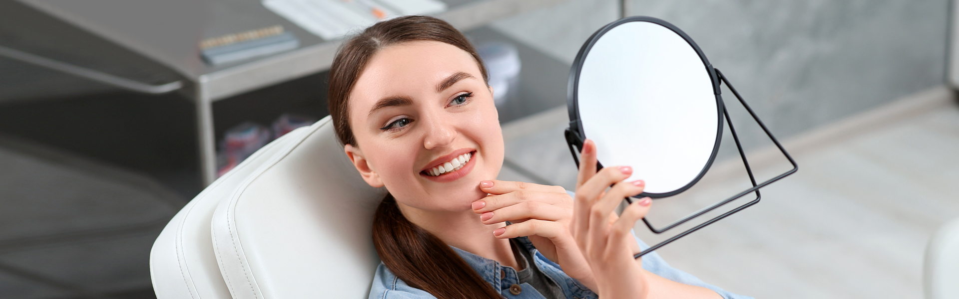 Teenagers with Missing Teeth Usually Need a Temporary Restoration
